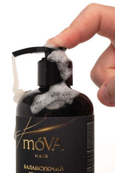moVA hair Балансуючий шампунь для шкіри голови Balancing Scalp Shampoo  Clover Balance 250мл MH05 фото